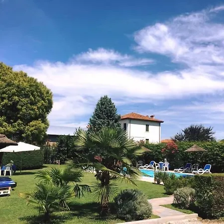 Hotel Isola Di Caprera 3*