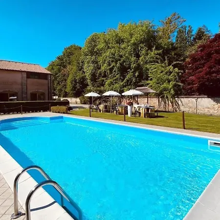 Isola Di Caprera Otel 3*
