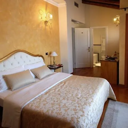 Otel Isola Di Caprera Mira