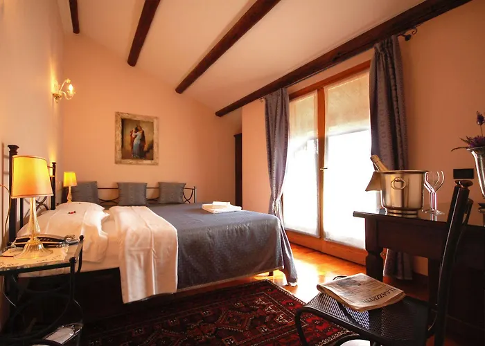 Isola Di Caprera Hotell