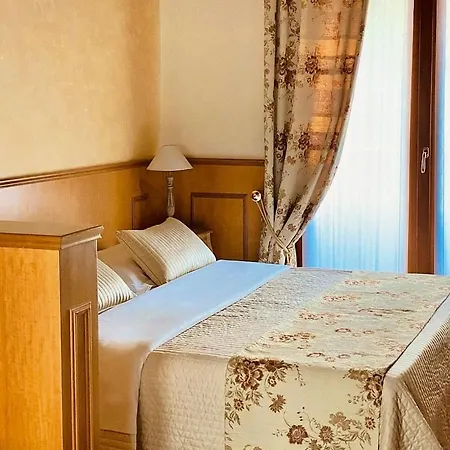 Isola Di Caprera Hotel 3*