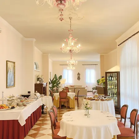 Isola Di Caprera 3* מירה