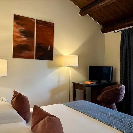 Isola Di Caprera Hotel