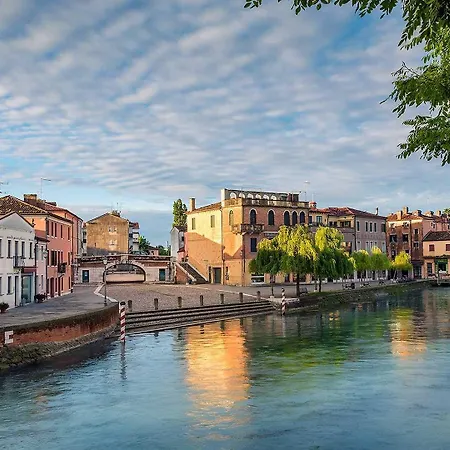 Отель Isola Di Caprera Мира