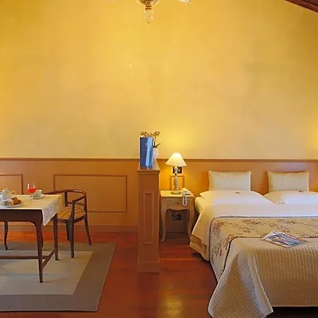 Isola Di Caprera Hotel