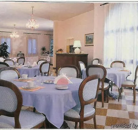 Isola Di Caprera Mira